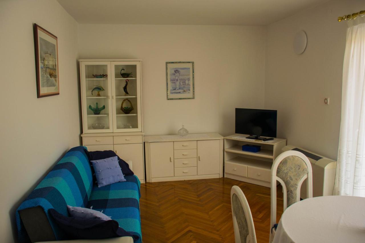 Apartments White & Green In Malinska Extérieur photo